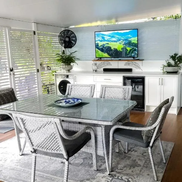 270 On Church - Entire Villa with Spacious Alfresco Area, hotel in Mudgee