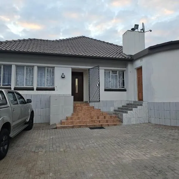 WiseStar Guest House, hotel in Johannesburg