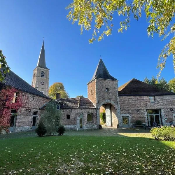 LOGIS-Hôtel-Restaurant La Gentilhommière, hotel em Artres