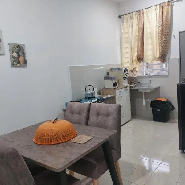 Amanvilla Homestay, hotel in Kuala Rompin