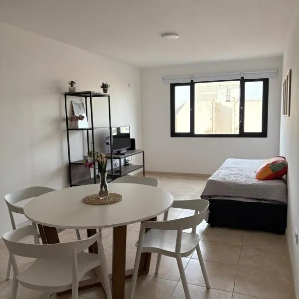 Las violetas 1170 Neuquen: Neuquén'de bir otel