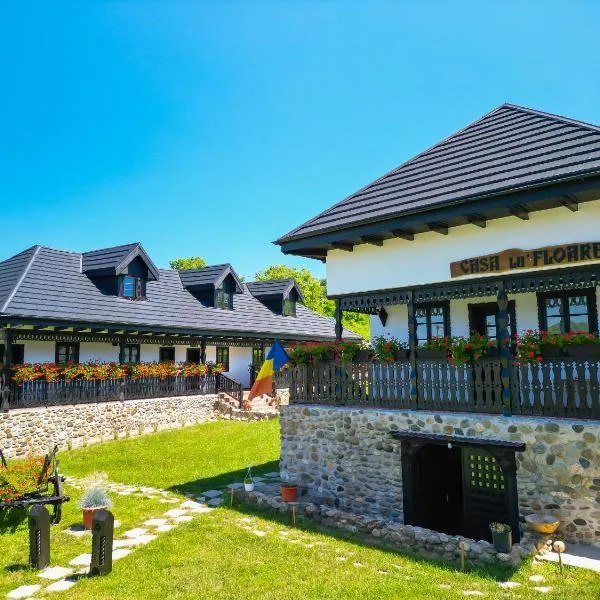 Curtea Taraneasca, hotel in Măldăreşti