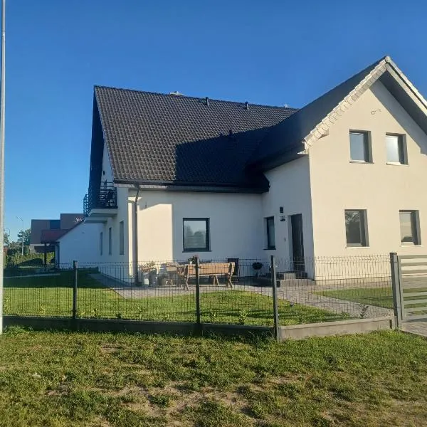 Pokoje Gościnne Fuksja, hotel v destinaci Nowęcin