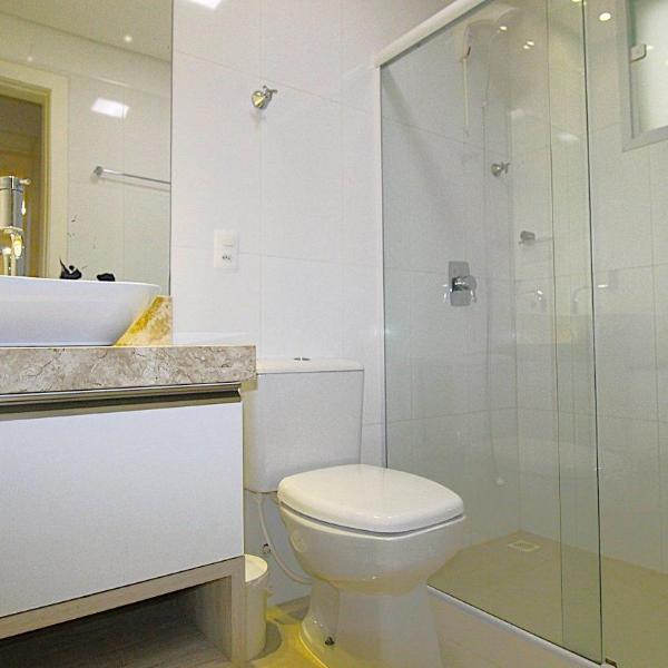 1043 Apartamento a 50 mts da Praia de Bombinhas - Foto 3