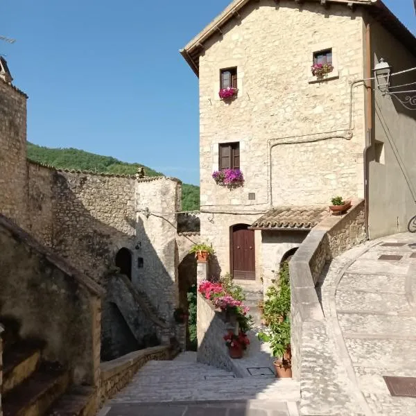 Casa Maga, hotel in Vallo di Nera