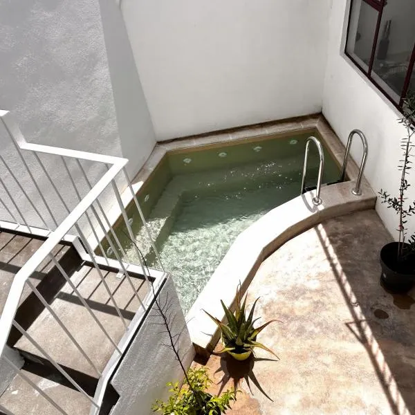 Casa do Largo - Exclusive Retreat - Patio & Pool, hotel em Sarzedas