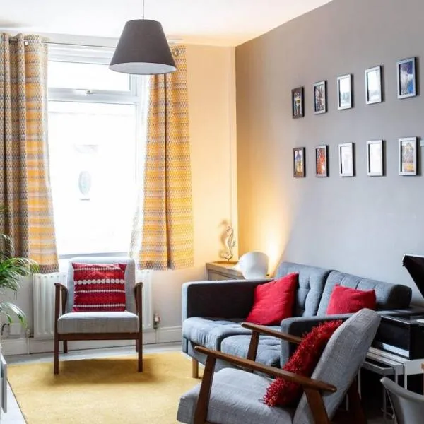 City Haven Modern 3 bed- Spacious, Sleeps 6, hotel i Belfast