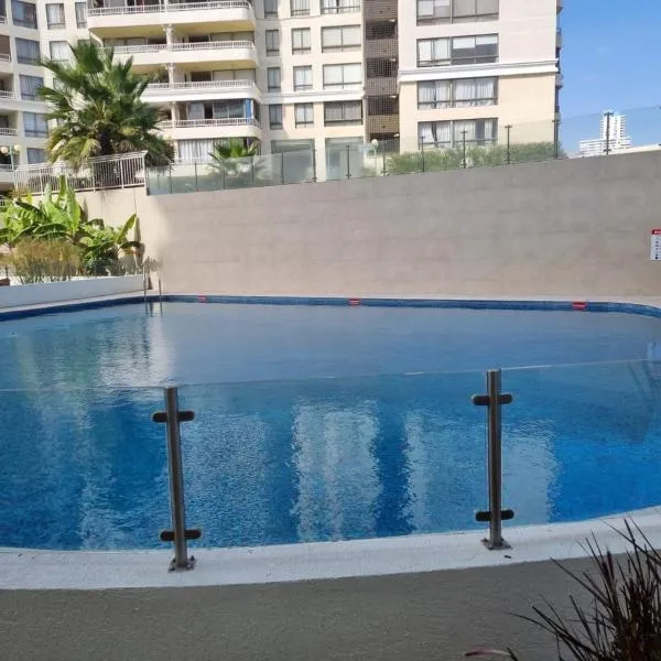 Lindo Departamento - Sur de Iquique Piscina y Parking Gratis，位于伊基克的酒店