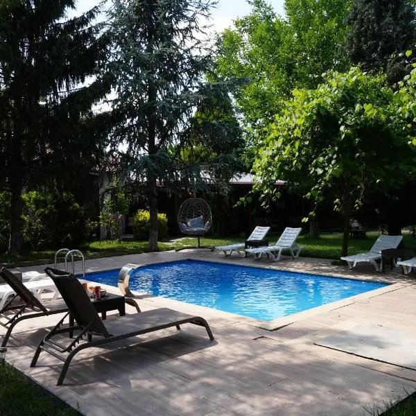 ALEX VİLLAGE LİFE, hotel in Kartepe