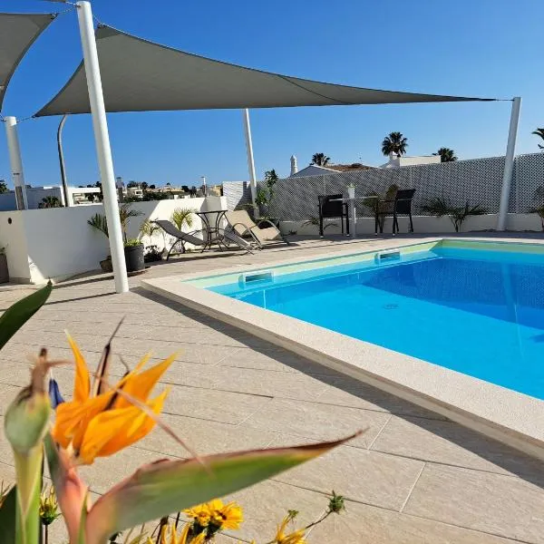 Amigos para Sempre - Guesthouse, hotel v destinaci Ferragudo