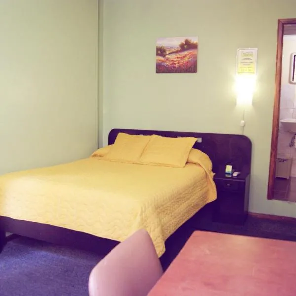 Hostal Terra 4 - EL LABRADOR, hotel u gradu Kito