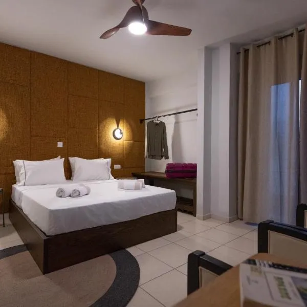 Well Being Luxury Apartments, hotel in Évdhilos