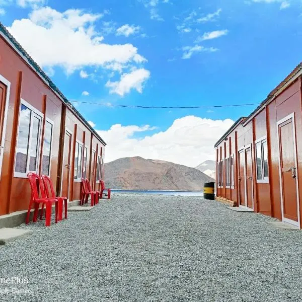 Cottage Blue Chill Pangong, hótel í Lukung