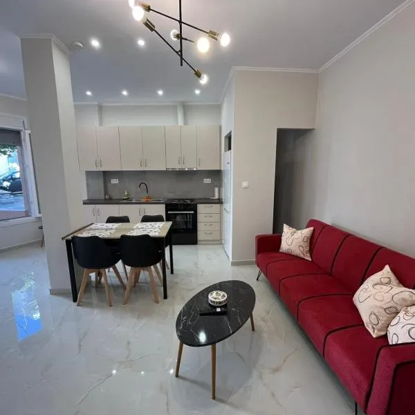 Home-1611, hotel in Paramythia