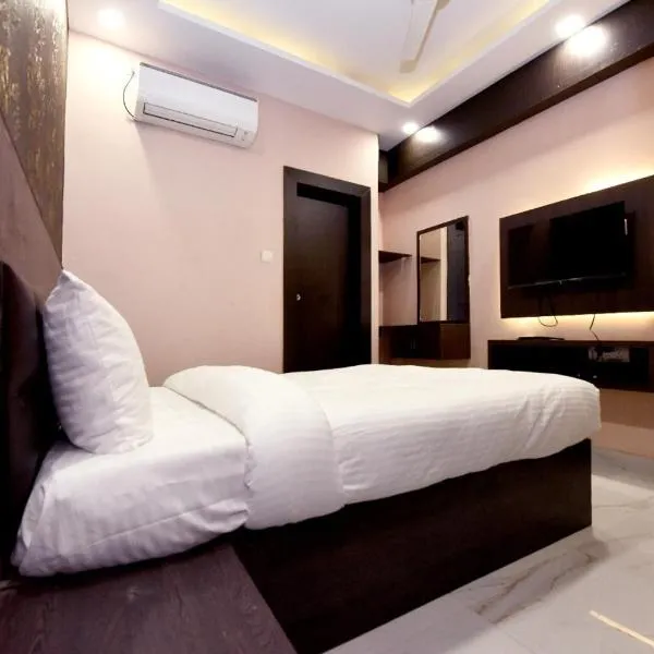 Hotel VK Inn, hotel in Prayagraj