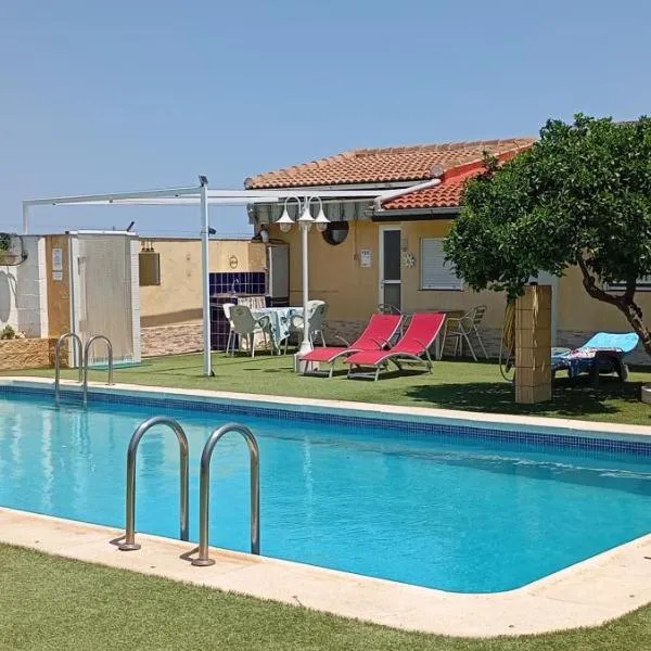 Posada Chloe Santiago, hotel in Santiago de la Ribera