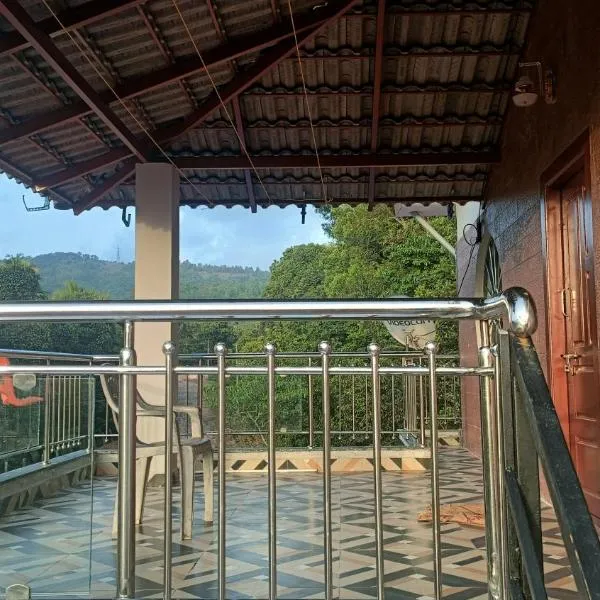 Saketa Homestay, hotel in Linganamakki