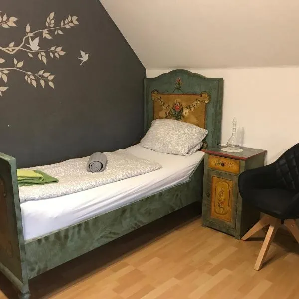 Pension Deinhardt, hotel in Hirschaid