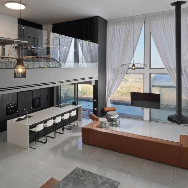 Villa Aqua Boutique, hótel í Safed