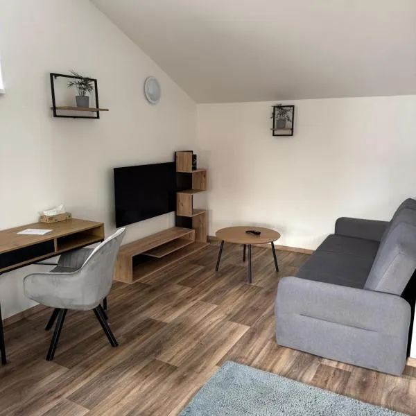 Apartmán Na Stopce, hotel in Zaječí