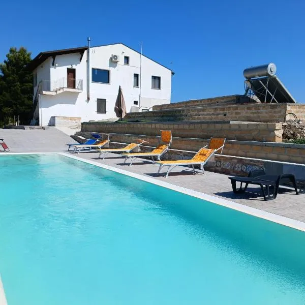 CASA RURALE IMPASTATO, hotel en Montevago