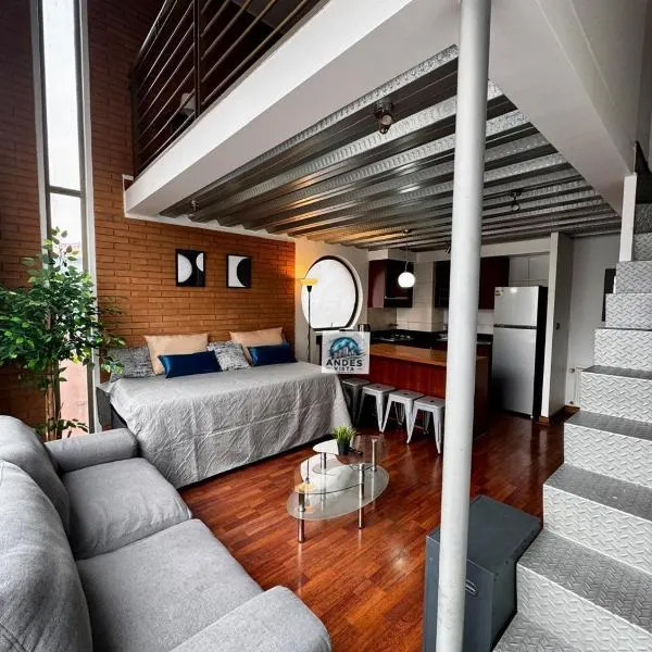 Loft Duplex full equipado - General Flores, hotel en Santiago