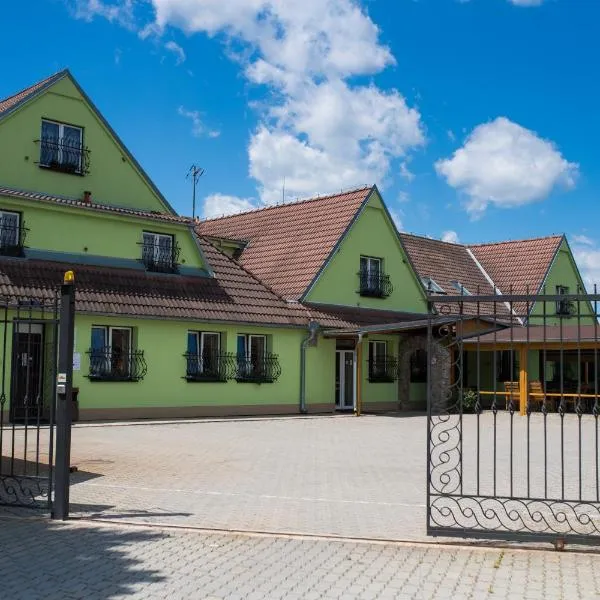 Penzion Eden, khách sạn ở Znojmo