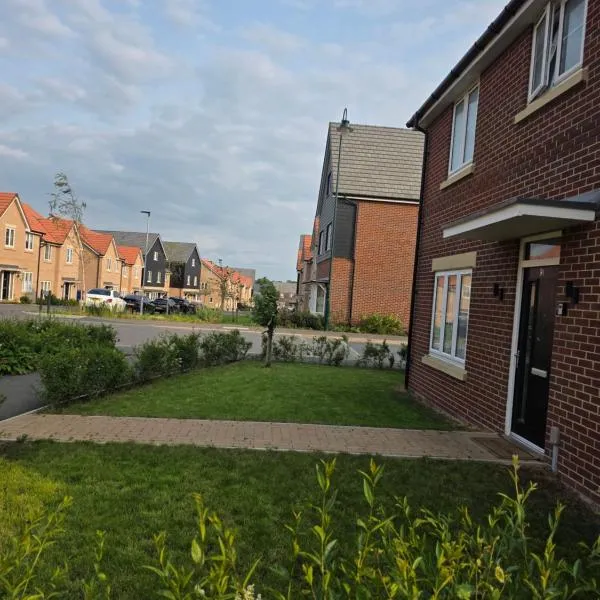 Alyc-home, hotel in Peterborough