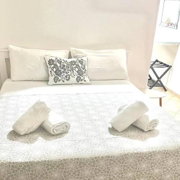 Agatea B&B, hotel Montesarchióban
