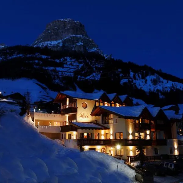 Alpin Apartments Colfosco, hotel in Colfosco