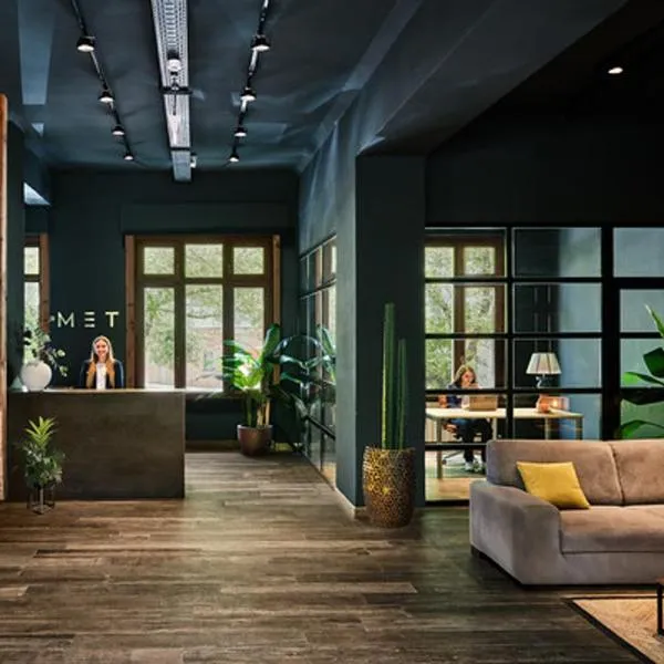 MET Pamplona, hotell sihtkohas Pamplona
