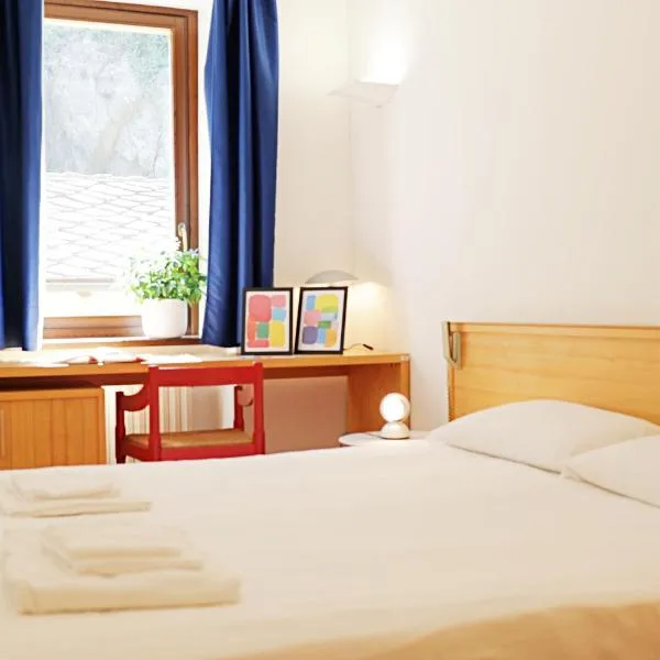 MAB - Maison des Artistes Bard, hotel v destinaci Bard
