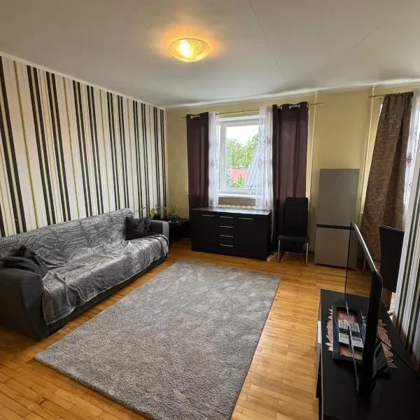 Korter Võru kesklinnas, hotel in Võru