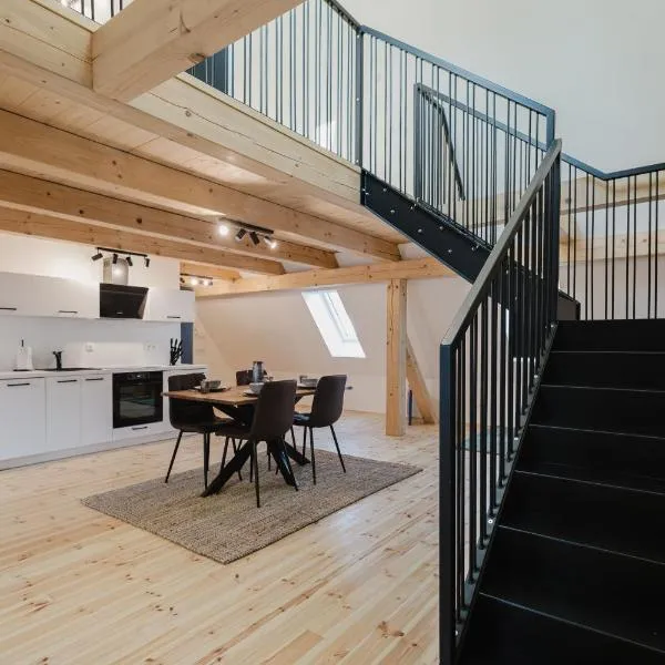 Stilvolles Wohnen am Ziegeltor - Für Gruppen, Pärchen und Singles, hotel in Amberg