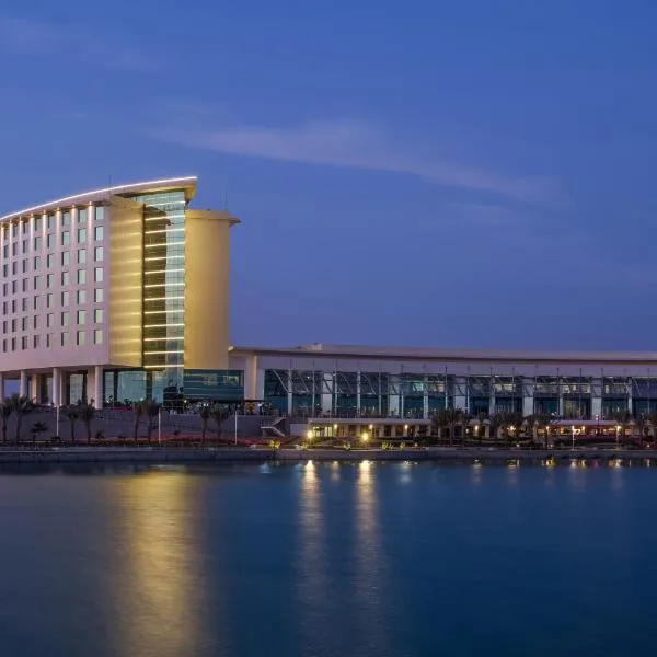 Bay La Sun Hotel and Marina - KAEC, hotel in Al Qaḑīmah