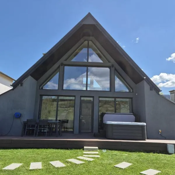 CBN Cabana, готель у місті Muntele Cacovei