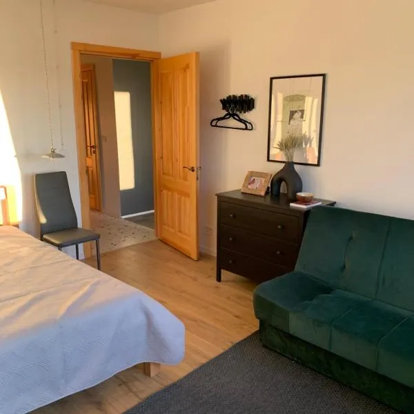 Linden apartment, hotel in Preiļi