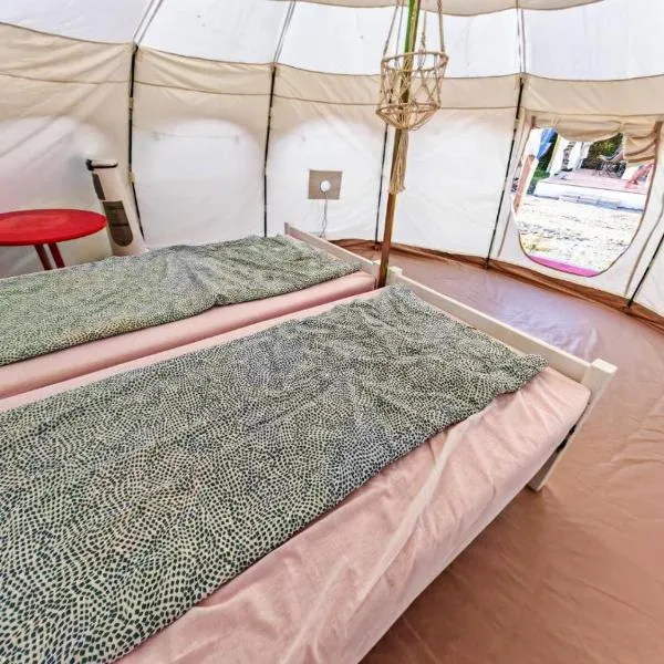 Camping by the beach Vama Veche, khách sạn ở Vama Veche
