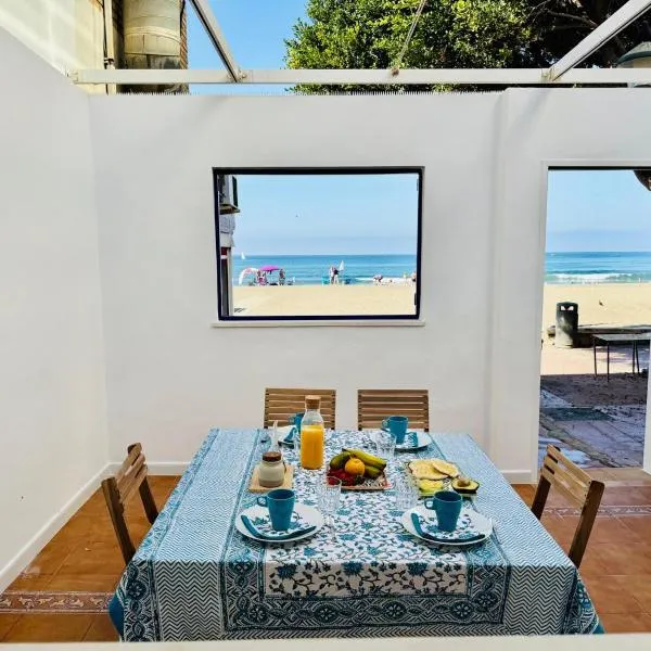La Casa de la Yaya - Malaga beach!, hotel en Málaga