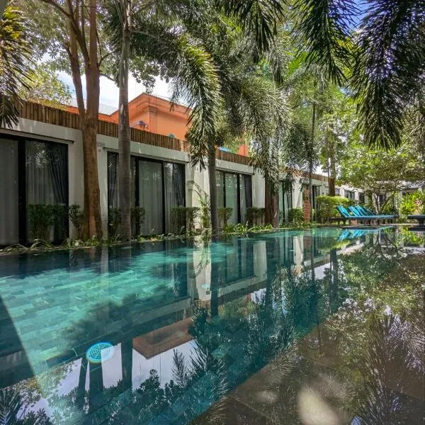 Family-Style 3-Bedroom Unique Villa by Tunnel, hotel i Siem Reap