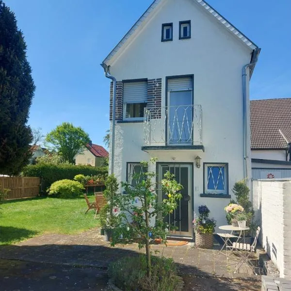 Ferienhaus "Schmale Gisela" bis zu 6 Personen mit Garten und Parkplätzen, hotell sihtkohas Seligenstadt