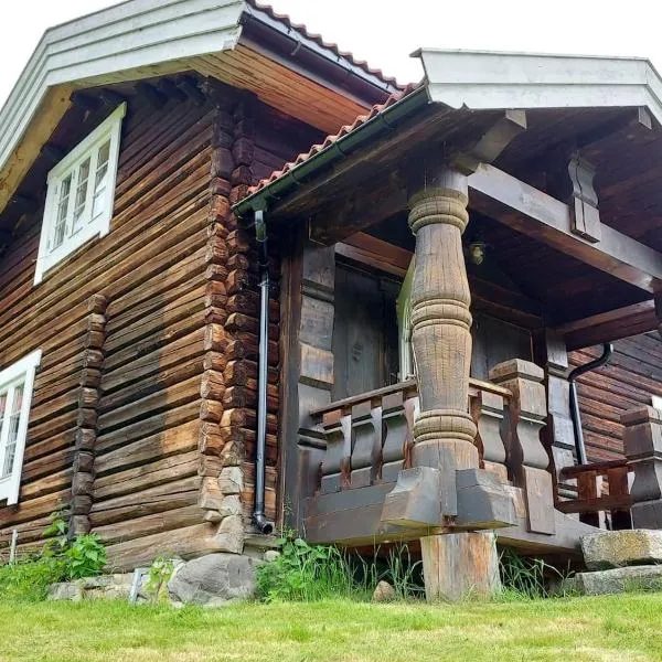 Beautiful place among forests and fields in a good old style, hotel v destinaci Eggedal