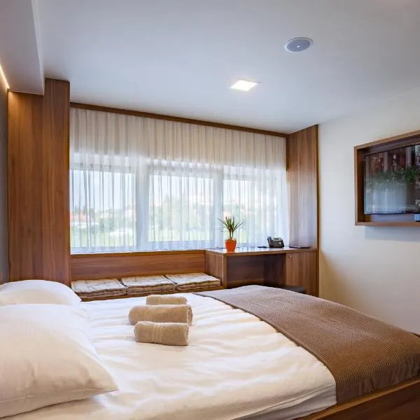 Hotel Pomaranča, hotel v destinaci Ptuj