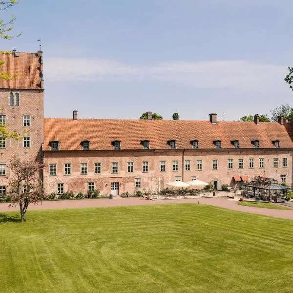 Bäckaskog Slott, hotel v destinaci Fjälkinge
