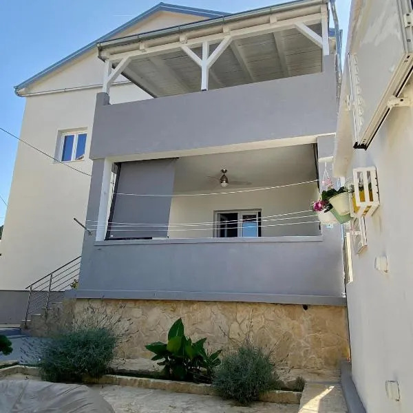 LuMar Holidays and Apartments, hotel v destinaci Preko