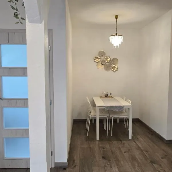 Apartmán - Café Princ pod Hradem WiFi, KLIMA, hotel ve Šternberku