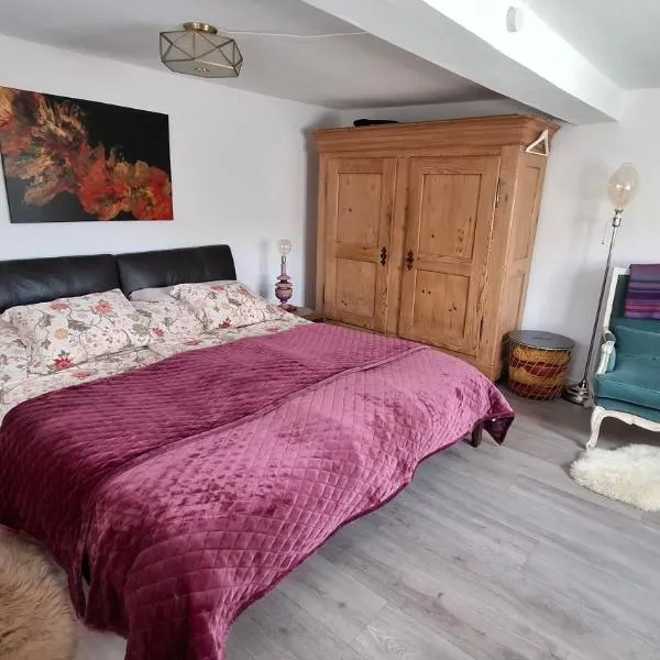 Auszeit in Hasselborn, hotel v destinaci Waldsolms