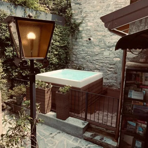 Il borghetto di Torno โรงแรมในตอร์โน