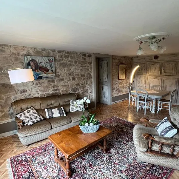 Grande maison Lorraine, hotel in Vacqueville