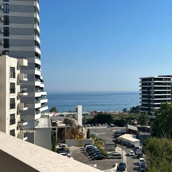 Kuc-kuc Twin towers, hotel en Bečići